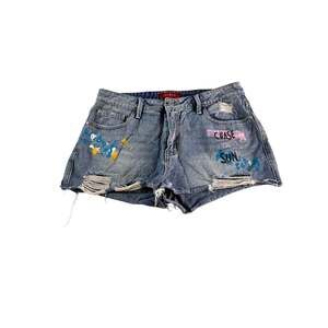 GUESS Womens Denim Shorts Size 30 Distressed Cutoff Graffiti Paint Splatter Y2K